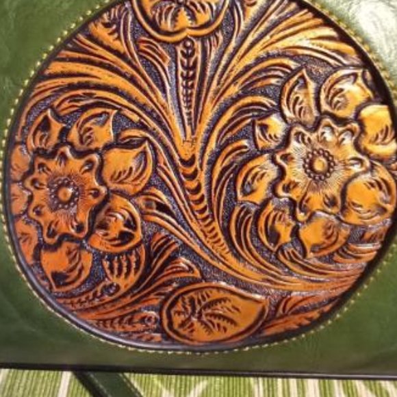 Round Handle Green Handbag - Picture 8 of 9